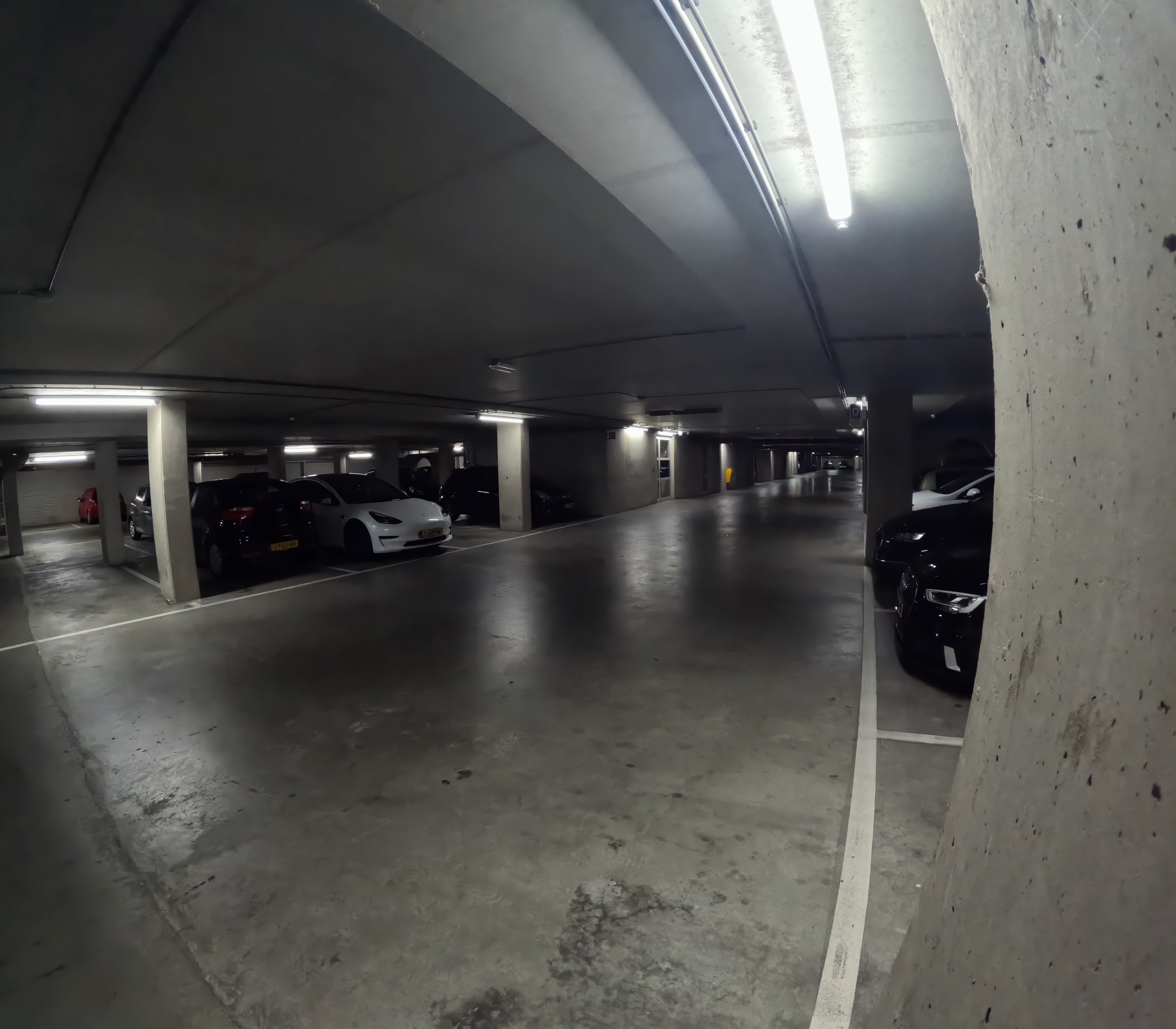 Picture of the parking garage